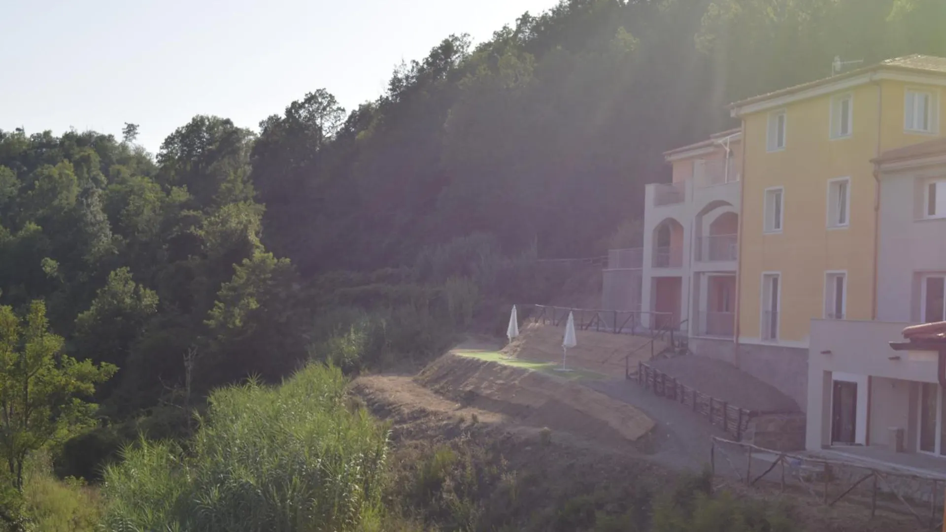 Aparthotel Castagnarossa Casa Vacanze Beverino Italia