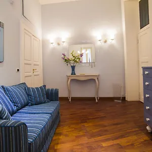  Bed & Breakfast Mata E Grifone Italia